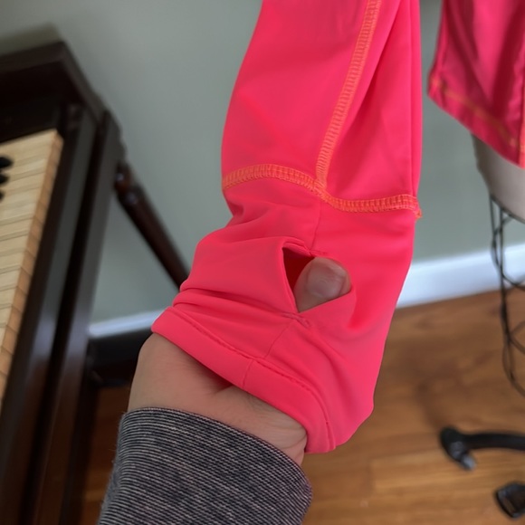 HOLIDAY SALE Everlast Long sleeve Fitness Top - Picture 4 of 6